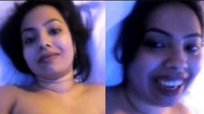 Hot Bhabhi Smiled And Got Fucked