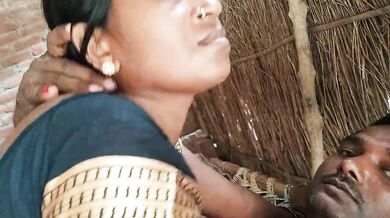 Indian Village Mom Lover Ko Breast Feed Hard Fuck – Bhojpurixxx
